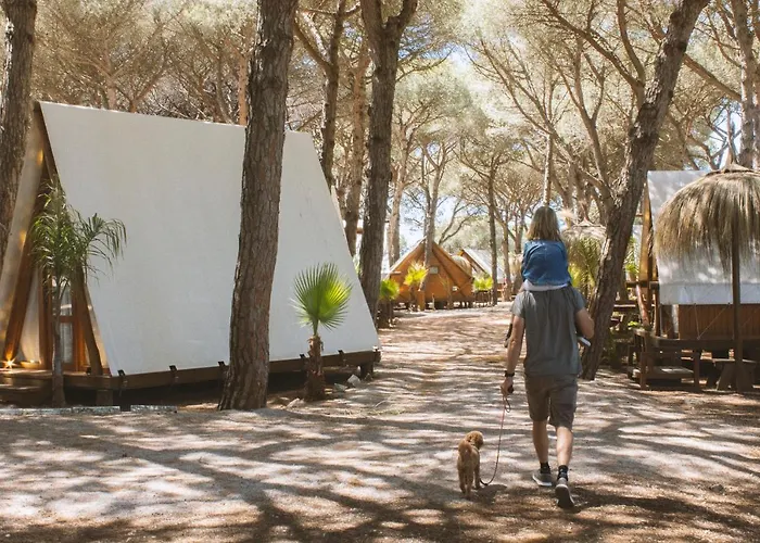 Taiga Conil Кемпінг *