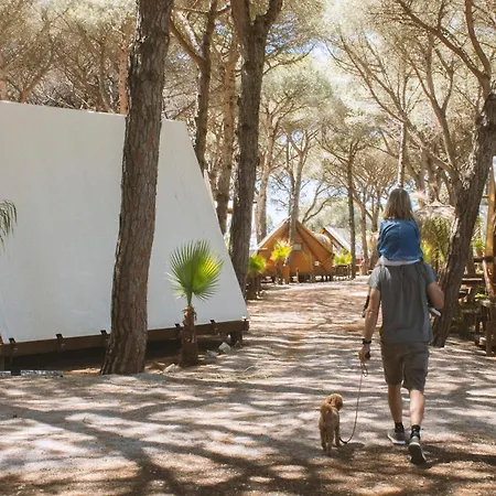 Taiga Conil Camping *